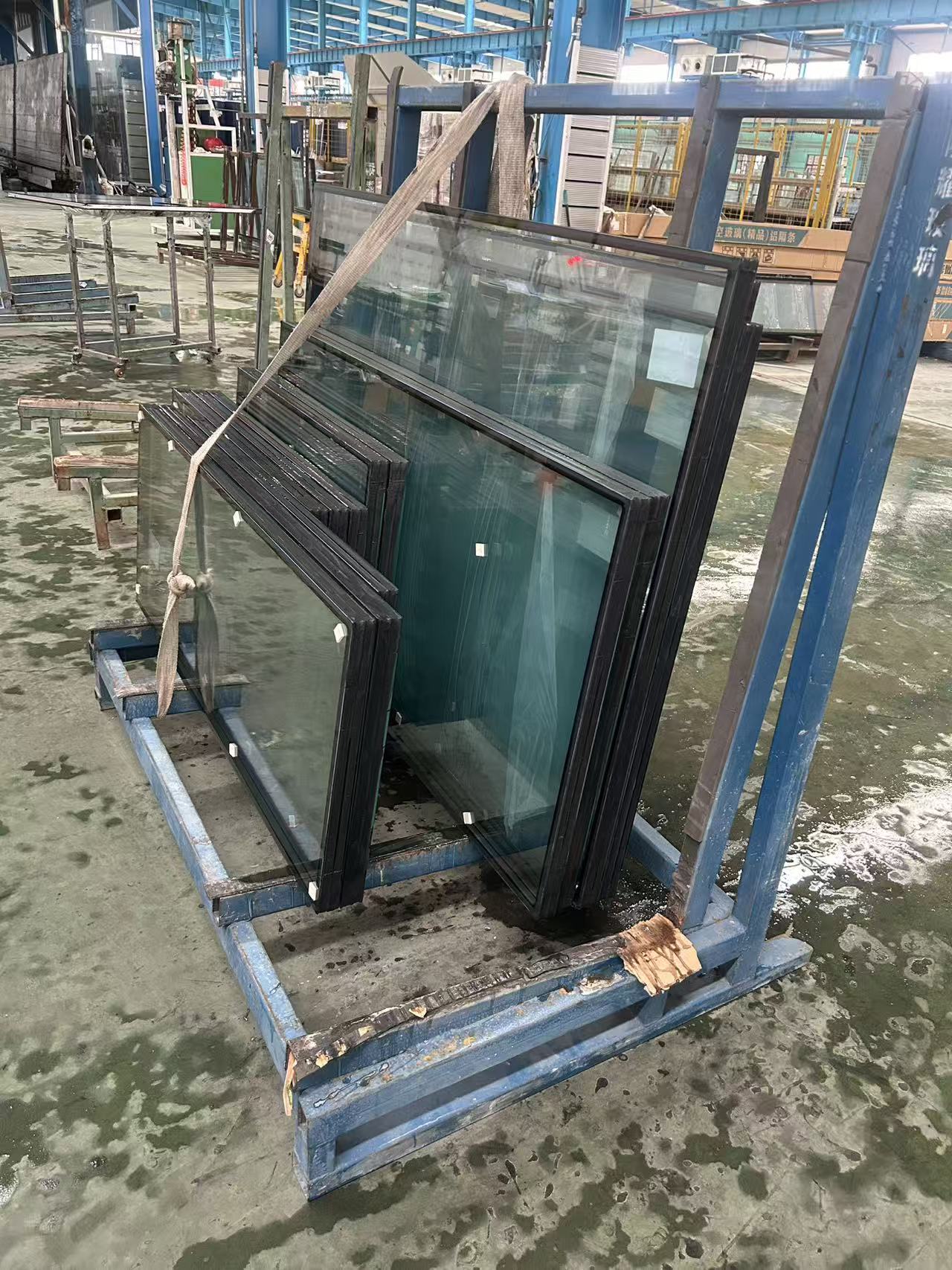 海北藏族自治州中空玻璃源头直供玻璃幕墙 - 方案